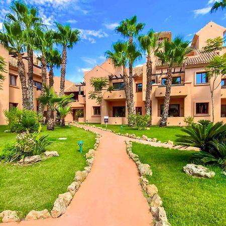Stunning apartment in Los Alcázares with Outdoor swimming pool, Swimming pool&2 Bedrooms Exterior foto