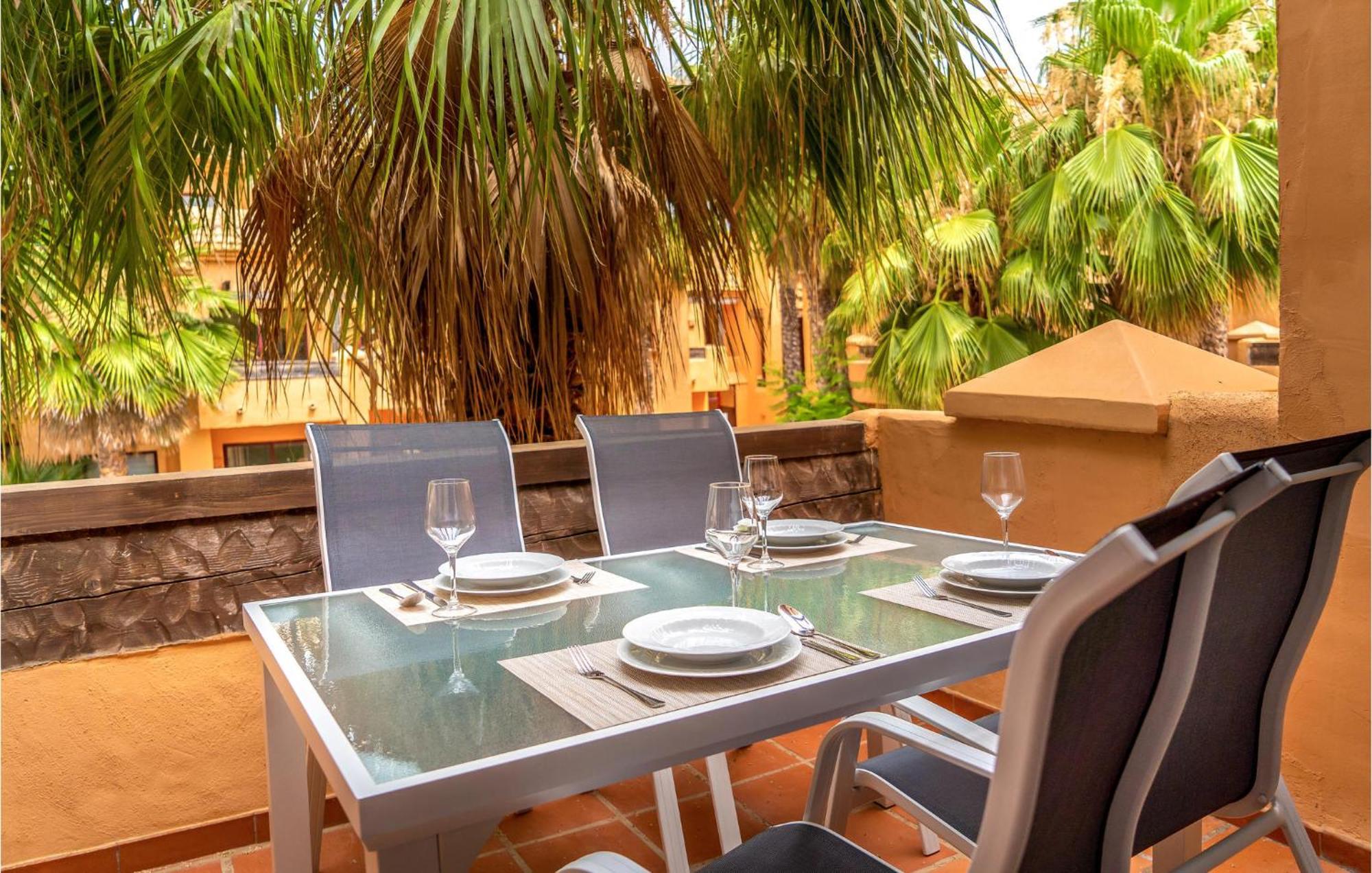 Stunning apartment in Los Alcázares with Outdoor swimming pool, Swimming pool&2 Bedrooms Exterior foto