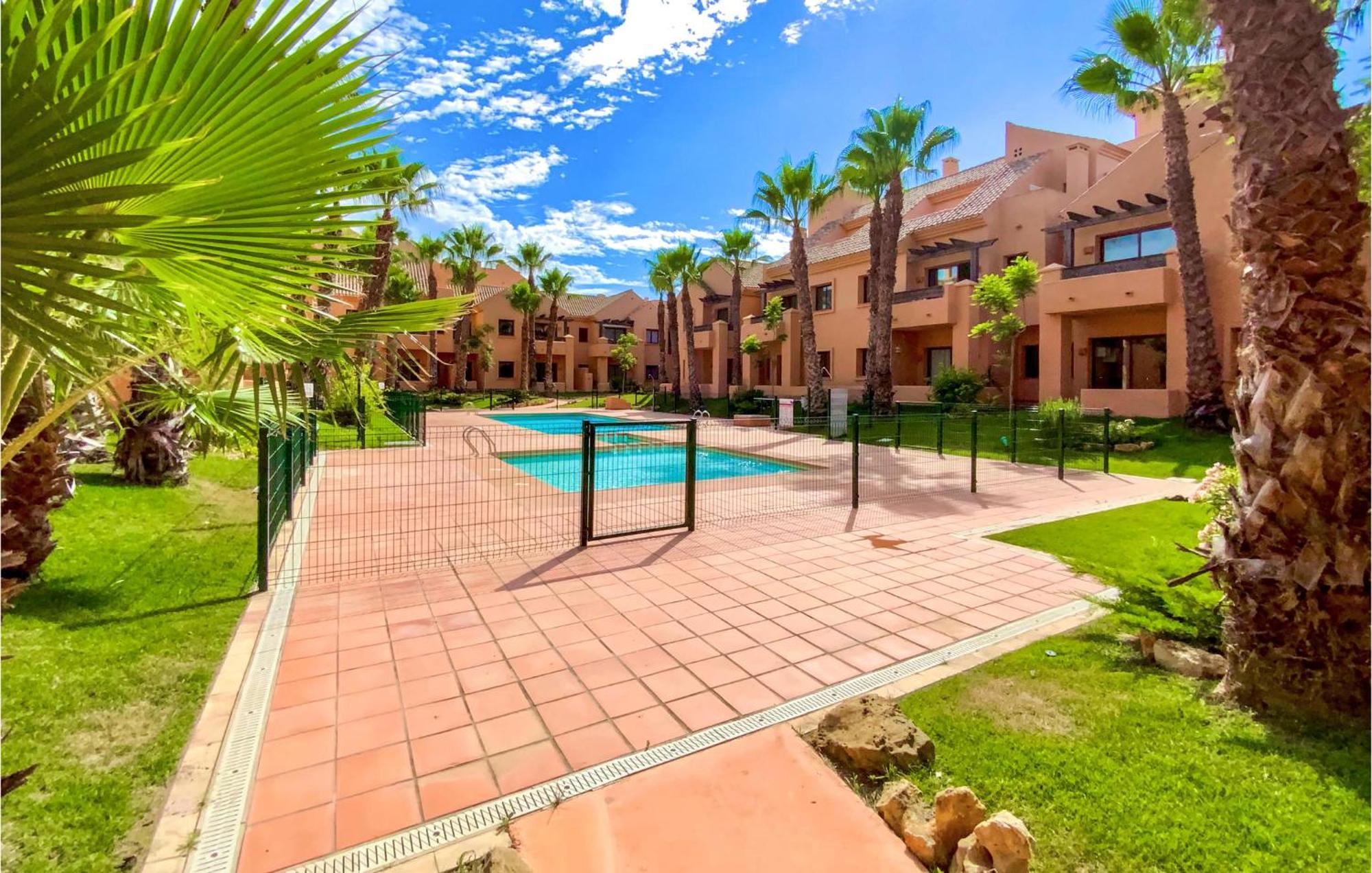 Stunning apartment in Los Alcázares with Outdoor swimming pool, Swimming pool&2 Bedrooms Exterior foto